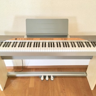 電子ピアノ CASIO Privia PX-110（木台・ペダル付き）