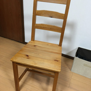【引き取り決まりました】木製椅子４脚セット