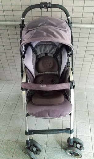 値下げ: ベビーカー コンビ A型 ディアクラッセオート4キャス