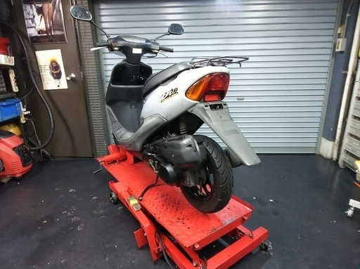 またまた値段げしました❗️東京都板橋区　銀　AF35ライブディオ　３型の１型規制前モデル　原付き　原チャリ　スクーター　50cc　整備済みでそのまま乗れます！ またまた値段げしました❗️東京都板橋区 銀 AF35ライブディオ 3型