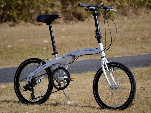 20インチアルミフレーム折りたたみ自転車 7段変速 名古屋近郊配達応談 Alloy-frame folding bike with 7 speeds