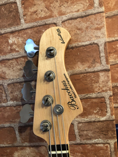 日本製バッカスのジャズベ！レアな木材です！値下げしての再投稿です！ 日本製バッカスのジャズベ！レアな木材です！値下げしての再投稿です！