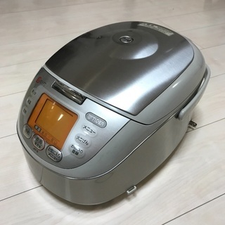 2007年製 タイガー土鍋IH炊飯ジャー5.5合炊き「JKF-B...