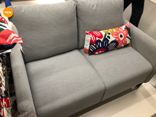 IKEA 二人掛けソファ
