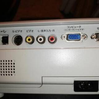 値下げしました‼️エプソンのプロジェクターと、スクリーンセット‼️