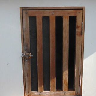 ★お買い得★引き取り限定/美品/大工さん手作り 犬小屋 【124cm×93cm×95cm】 ☆お買い得☆引き取り限定/美品/大工さん手作り 犬小屋 【124cm×93cm×