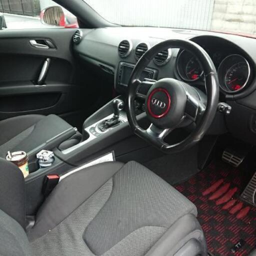 中古 アウディ Tt8j Tts仕様 Red 外国自動車本体