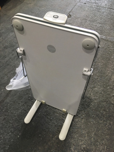 東芝 ズボンプレッサー ＨＩＰ－ＫＴ３