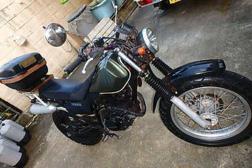 ヤマハ　TW225