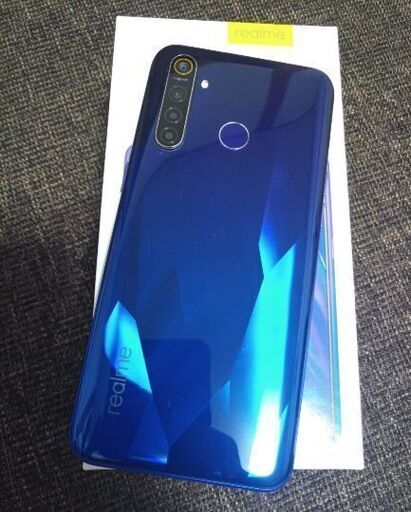 Realme Q(Realme 5 Pro)Simフリー Realme Q(Realme 5 Pro)Simフリー
