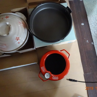 すき焼き鍋、土鍋、天ぷら鍋（専用温度計付き）新品