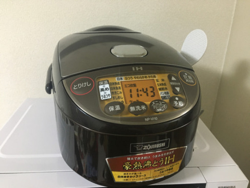 美品 IH炊飯器 2019年製 象印 NP-VI10