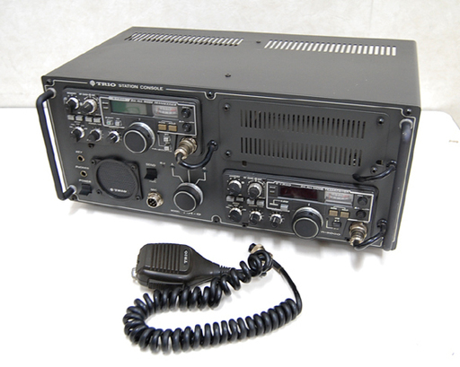 ジャンク TRIO ステーションコンソール HR-9 無線機 TR-9000G TR-9000 アマチュア無線 トリオ 通電確認済み ☆ PayPay(ペイペイ)決済可能 ☆ 札幌市 清田区 平岡