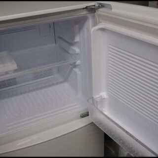 新生活！18700円 ユーイング 2ドア冷蔵庫 140L 2018年製 ホワイト