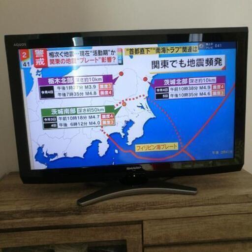 シャープ　AQUOS　32型テレビ