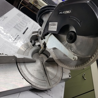 日立 HITACHI C8FC 卓上マルノコ 中古品 216mm 【ハンズクラフト宜野湾店】