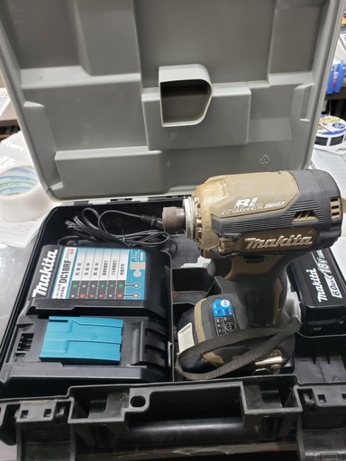 【中古】マキタ　インパクトドライバー　18V6.0Ah　TD171DGX　AR　オーセンティックブラウン
