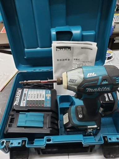 【中古美品】　マキタ　ソフト　インパクトドライバー　TD141DRGX　18V6.0Aｈ　フルセット