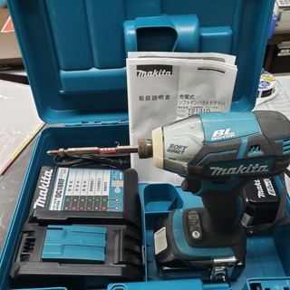 中古美品】 マキタ ソフト インパクトドライバー TD141DRGX 18V6.0Ah
