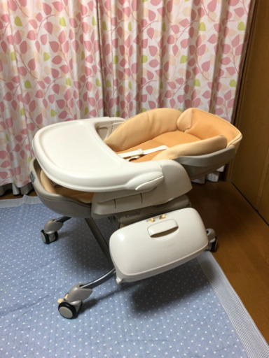 コンビ(combi)電動ハイ\u0026ローベビーラック