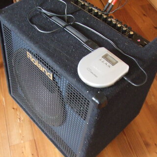 Roland キーボードアンプ　KC-500