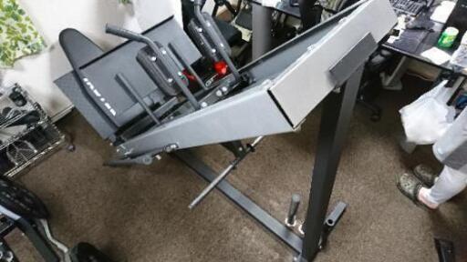 IROTEC レッグプレスマシン 80kgセット - フィットネス、トレーニング