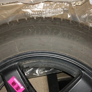 スタッドレスタイヤ 175/80 R16 アイスガードG075 ホイール付き ジムニー