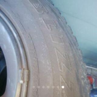 265/70R16タイヤ付きホイール4本　ランクル、サバーバンなど　スタッドレス