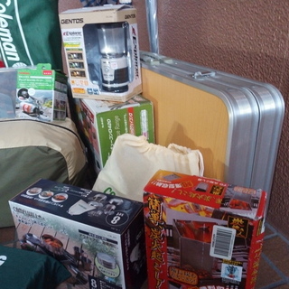 キャンプセット　テント　LEDランタン　シュラフ　バーベキュー