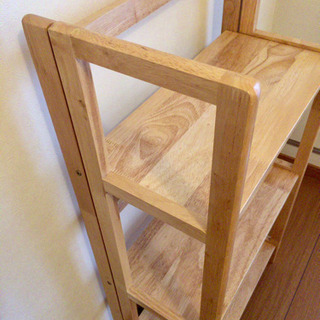 【折り畳める棚 3段 差し上げます。木製 本棚 簡易棚 ナチュラ...