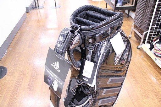 adidas ｷｬﾃﾞｨｰﾊﾞｯｸﾞ 未使用品 AWU21 ﾂｱｰ360 ディスカウント 2018ﾓﾃﾞﾙ  