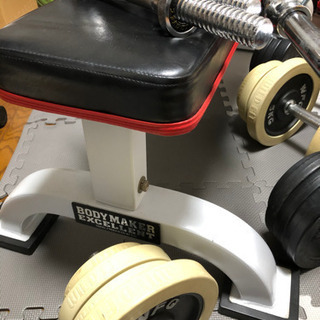 ラバーダンベル約100kg、フラットベンチ、wバー（値下げ交渉可能）