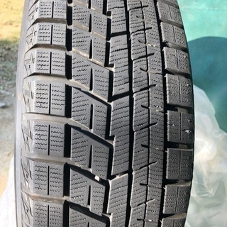 値下げ　ヨコハマ　スタッドレスタイヤ　185／65／R15  2017年製