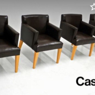 カッシーナ　チェアー（肘置きあり）