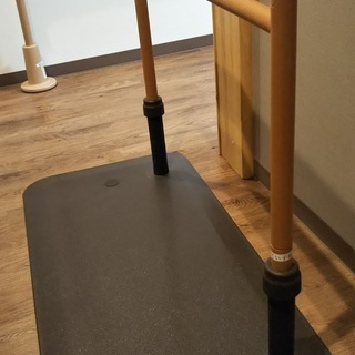 介護用自立式手すり