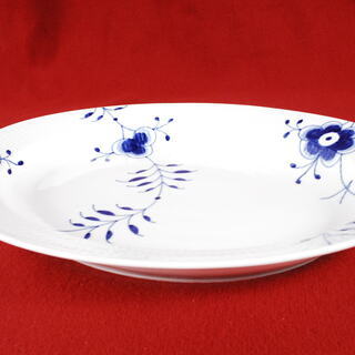 1639 ブルーフルーテッド メガ オーバルディッシュ 36.5×29cm   ロイヤルコペンハーゲン　アントレ 1639 ブルーフルーテッド メガ オーバルディッシュ 36.5×29cm ROYAL