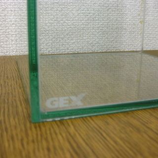 Gex ガラス製 水槽 幅cm 奥行cm 高さ35cm とも 鴻池新田のその他の中古あげます 譲ります ジモティーで不用品の処分