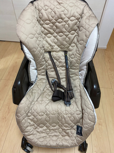 取引中コンビ　ネムリラ　ハイローチェア  オートスイング