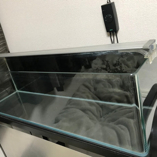 新製品】横長水槽と水中ポンプをセットにした「ダックスCFセット
