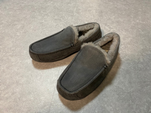 ★UGG  メンスモカシンローファー アスコット★