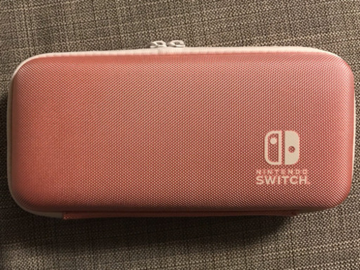 新型】Nintendo Switch +ハードケース(ケース不要なら¥31,000)
