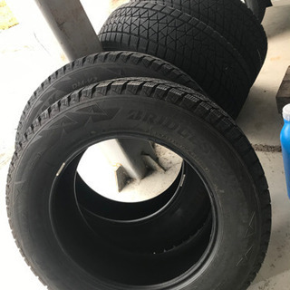 スタッドレスタイヤ美品、良品225/65/R17 1シーズン使用（ハリアー）