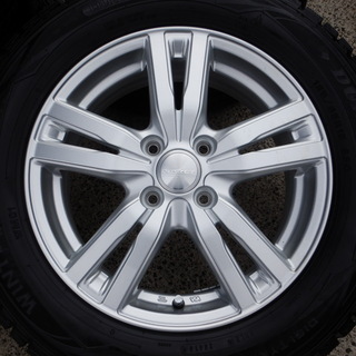 ＤＵＦＡＣＴ　１５インチ　スタッドレス　フリード、ノート、ティーダ