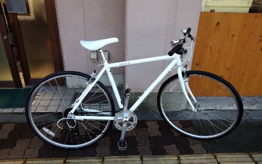 WEEKEND BIKES 700cクロスバイク アルミ/7speed/ホワイト