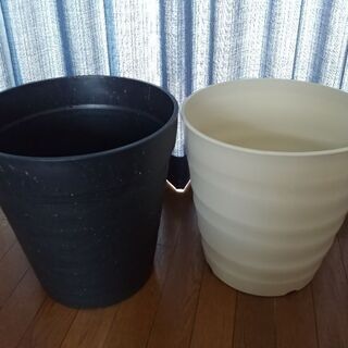 プラスチック製　植木鉢　プランター(1つ150)
