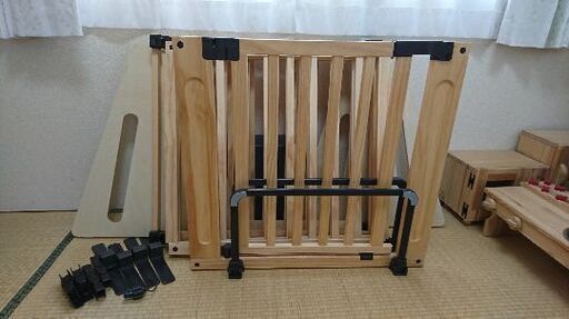 木製パーテーション(日本育児)