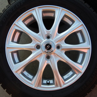 ＳＥＭＶＡＥＳ　１５インチ　溝たっぷりスタッドレス付　ソリオ、デリカＤ：２