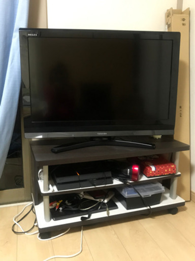 東芝液晶テレビ32インチ＆台