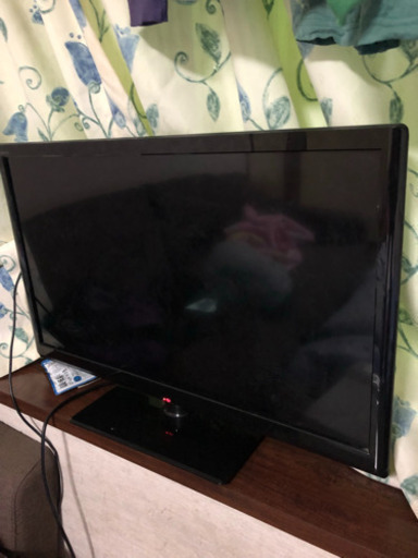 SIRIUS  32型液晶テレビ