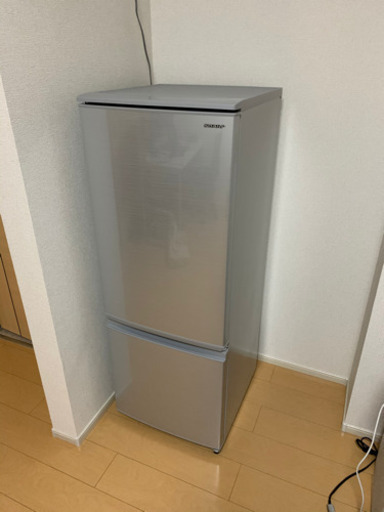 【冷蔵庫・1人サイズ】2019年製 SHARP 2ドア 167L SJ-D17F